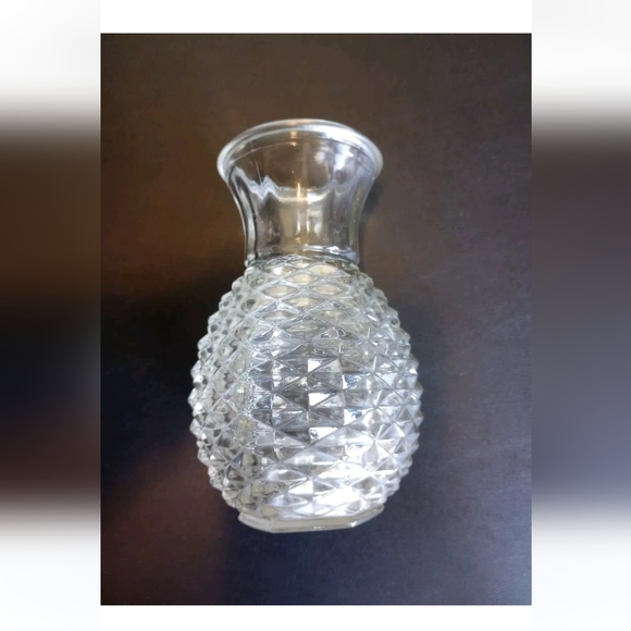 Vintage FTD 1983 Pressed Glass Pineapple Shaped Vase 5 1/2" Tall - Picture 1 of 10